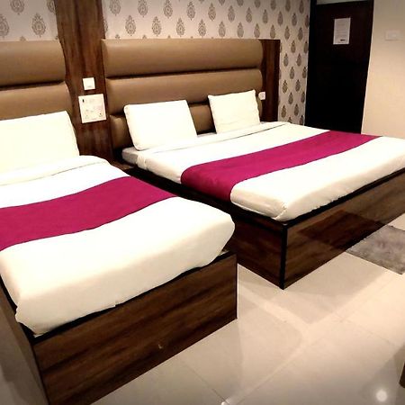 City Hotel Prayagraj Exterior photo