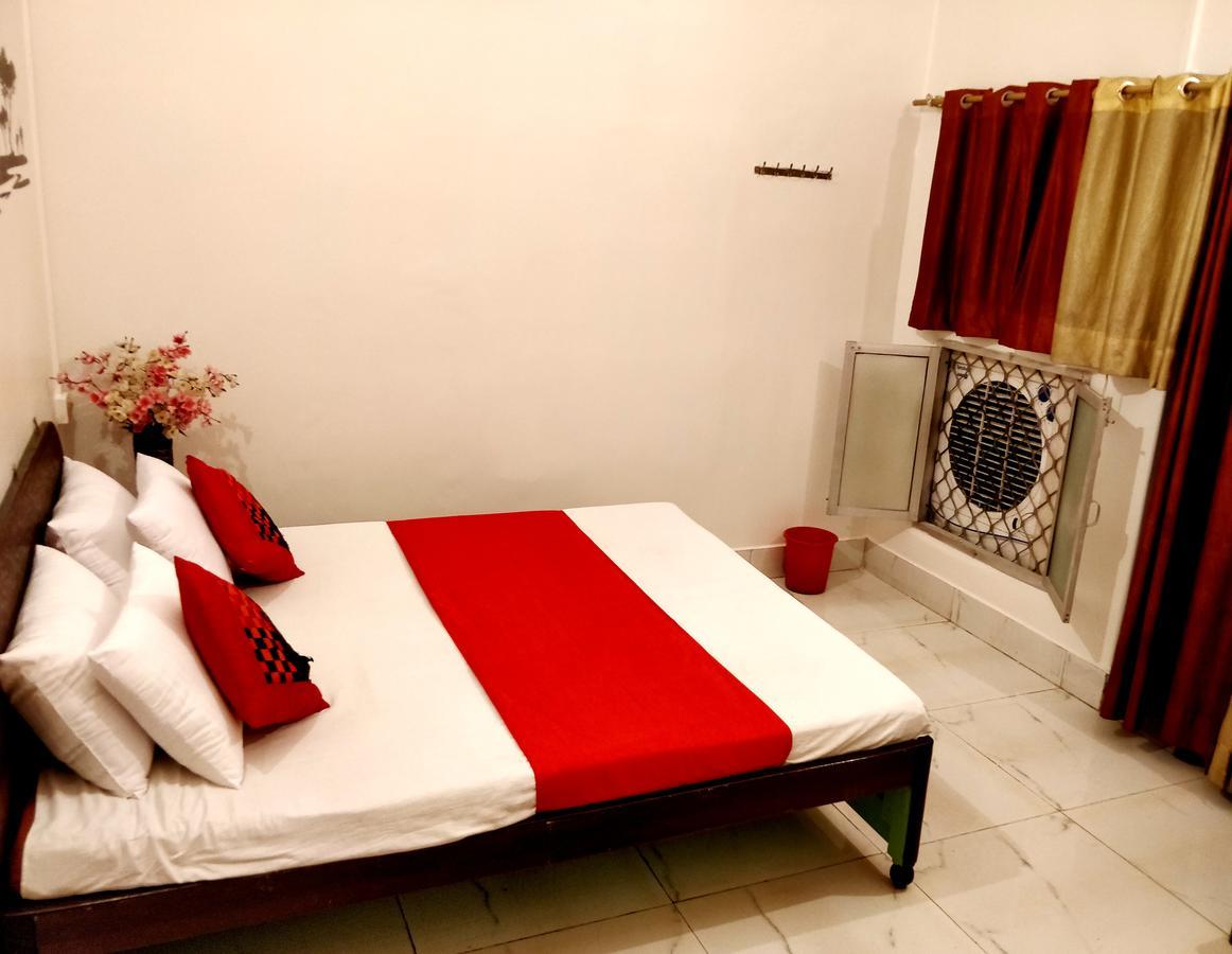 City Hotel Prayagraj Exterior photo