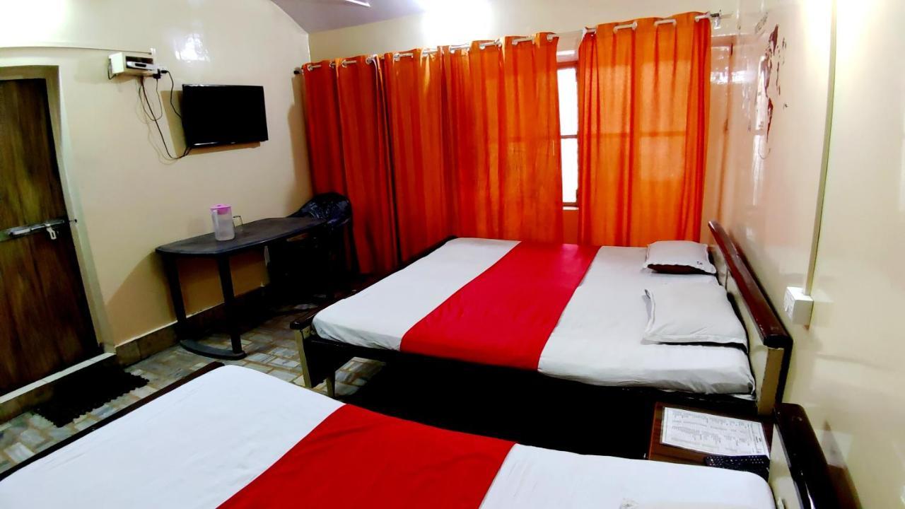 City Hotel Prayagraj Exterior photo
