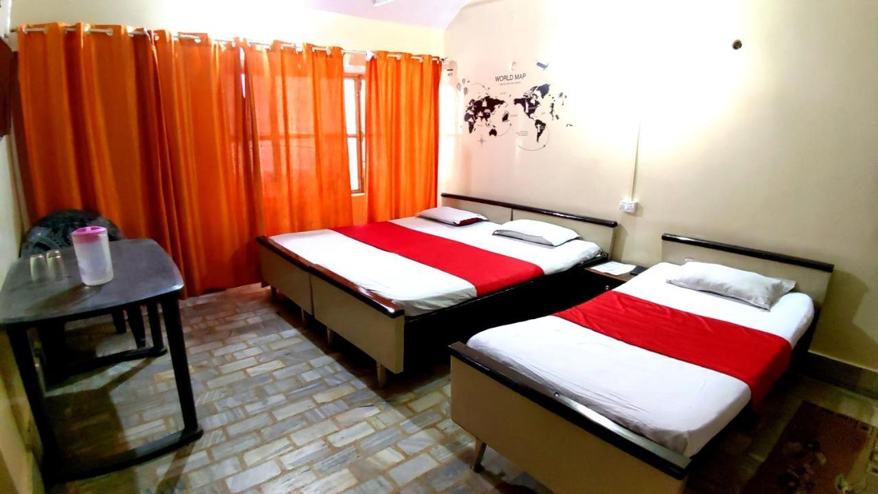 City Hotel Prayagraj Exterior photo