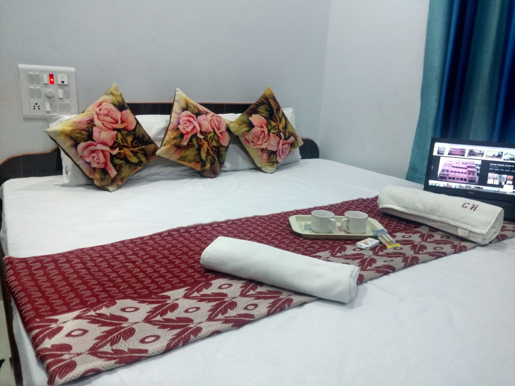 City Hotel Prayagraj Exterior photo