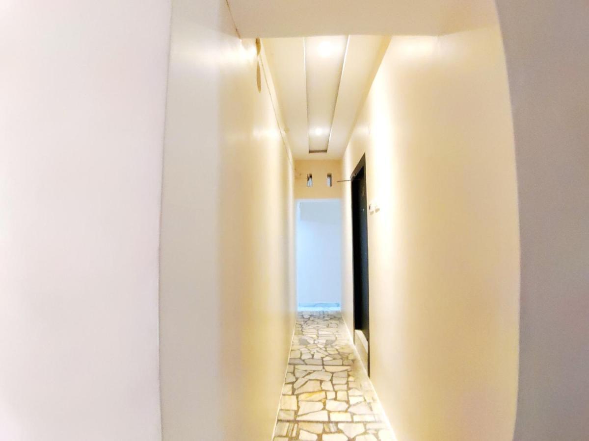City Hotel Prayagraj Exterior photo